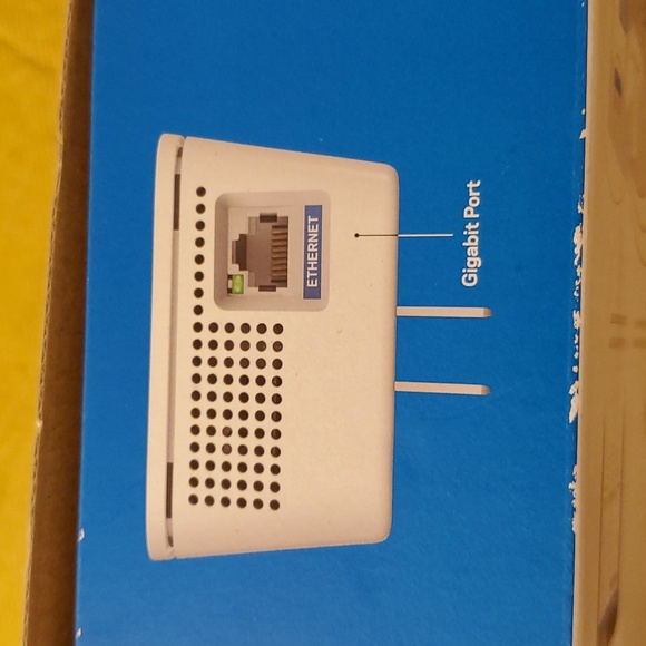 LINKSYS AC1750 wi-fi extender - Picture 3 of 7